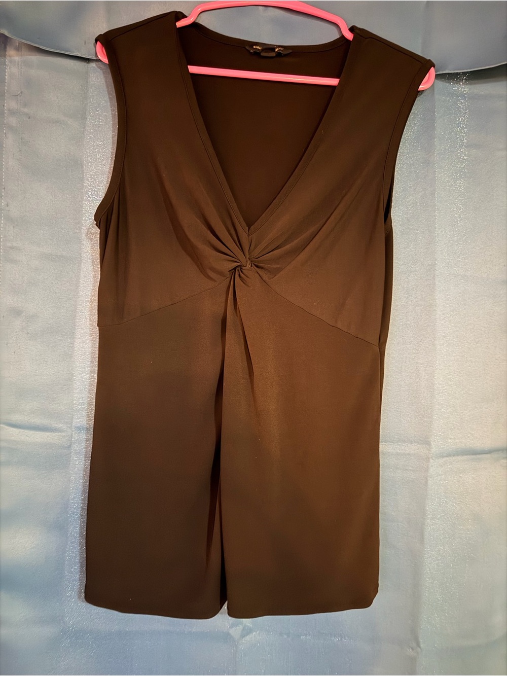 Banana Republic Black Sleeveless Twist-Front Blouse
